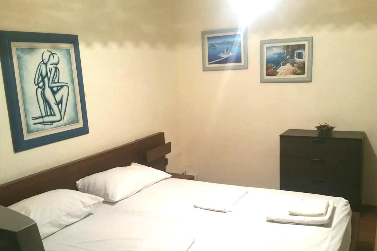 Communist style apartment Tirana Extérieur photo